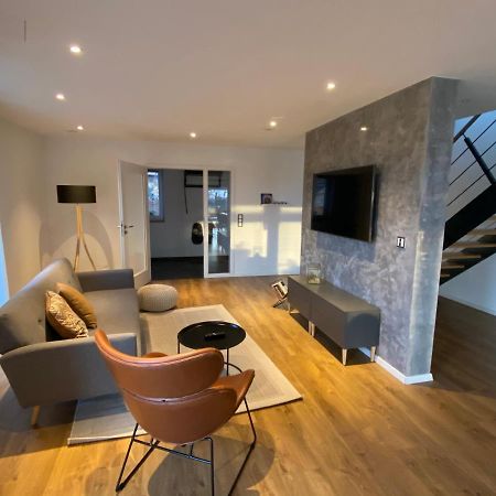 פריאמט Modernes Ferienhaus Im Schwarzwald מראה חיצוני תמונה