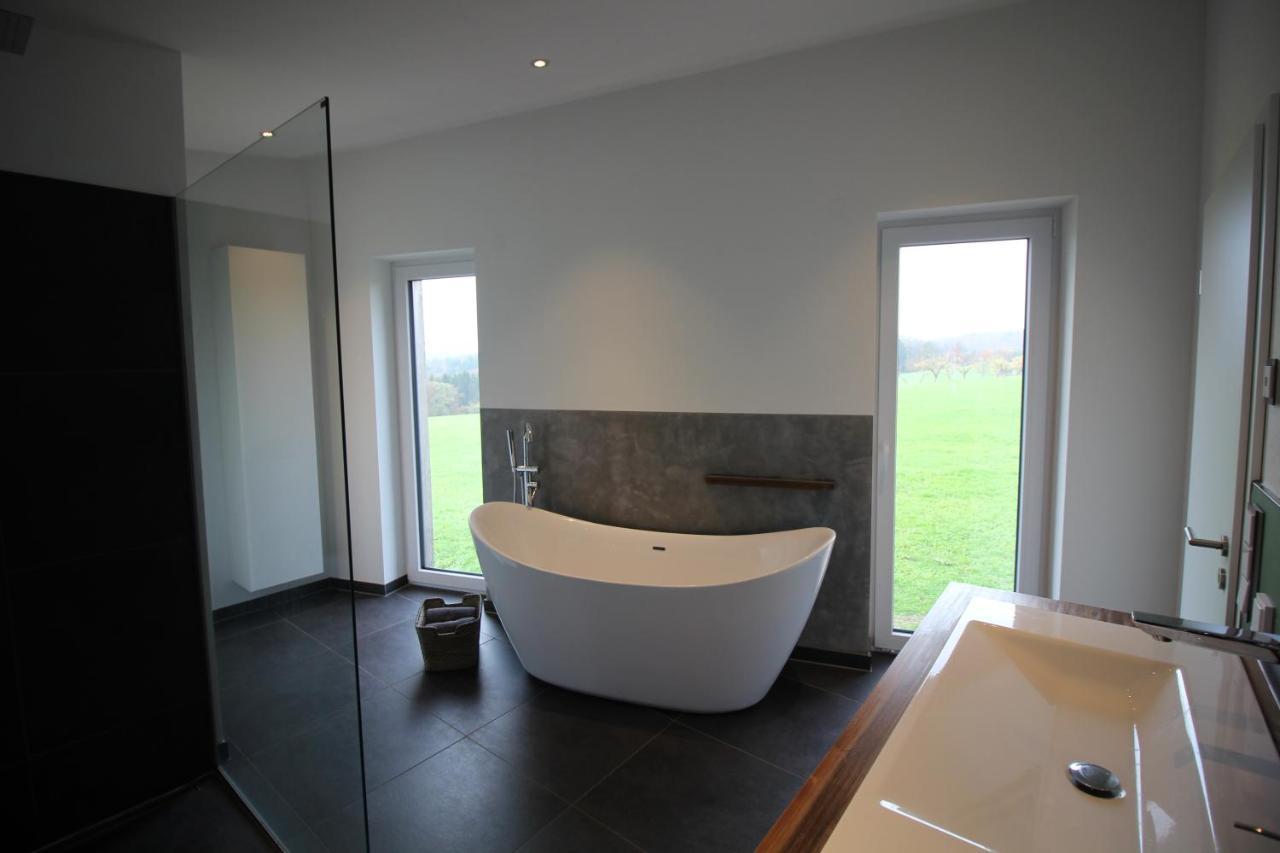 פריאמט Modernes Ferienhaus Im Schwarzwald מראה חיצוני תמונה