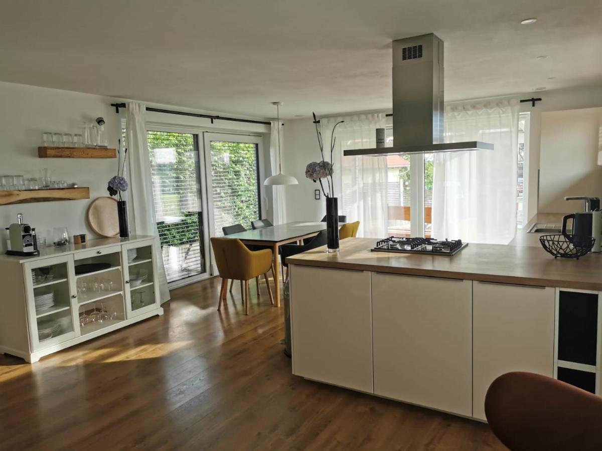 פריאמט Modernes Ferienhaus Im Schwarzwald מראה חיצוני תמונה